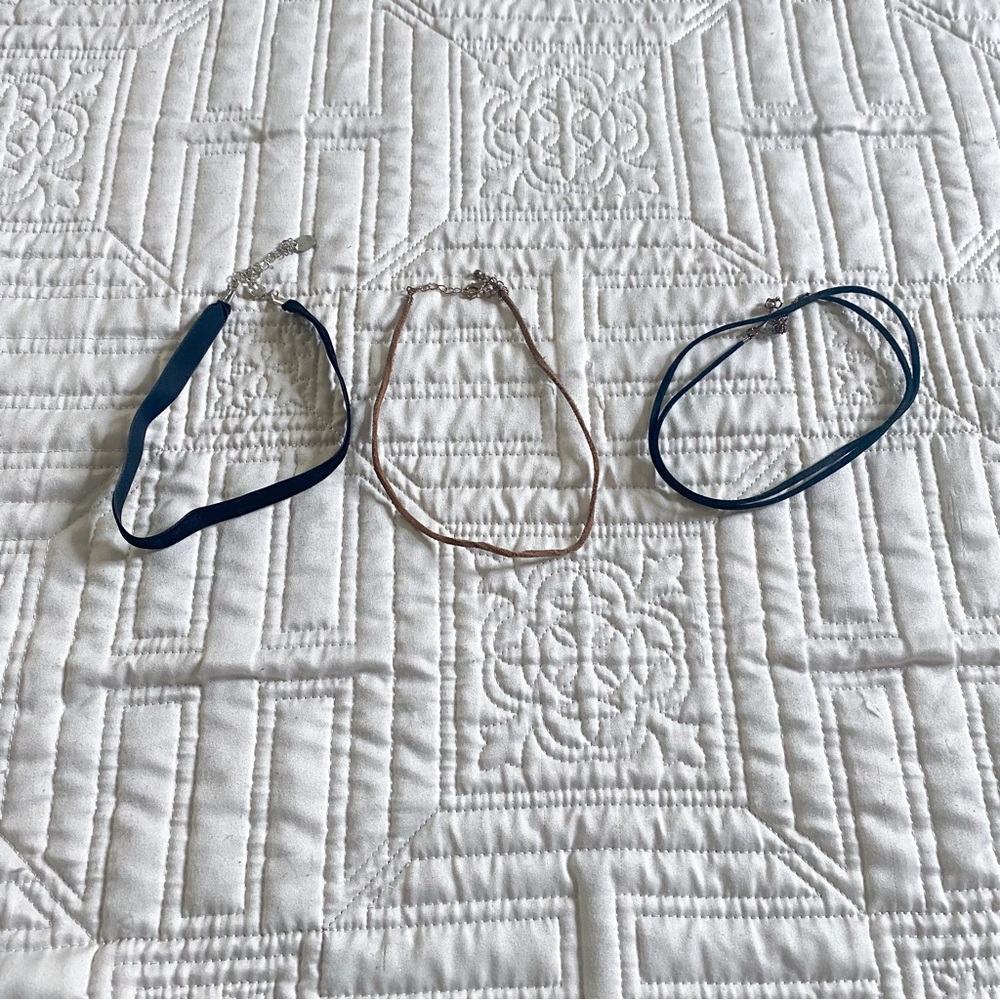 3 necklace chokers